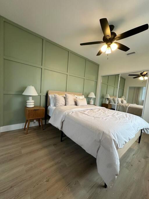 Coral Gables Near Airport And Beaches Apartment